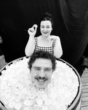 İbrahim Büyükak Instagram - Mutluyuz @netflixturkiye ‘de❤️
İyi seyirler🍿