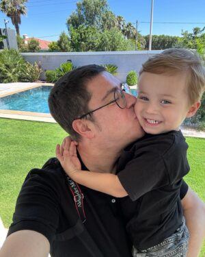 İbrahim Büyükak Instagram - Bayram gibi bir Babalar Günü 💙