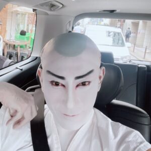 Ichikawa Ebizo XI Instagram - *
OSAKA‼️
Nirami (glare) ceremony at Dotonbori‼️
Thank you so very much😭

大阪‼️
道頓堀での睨み‼️

ありがとうございます😭

#市川團十郎白猿 #市川海老蔵 #海老蔵 
#市川新之助 #成田屋 #歌舞伎 #成長記録 #子育てぐらむ #子供のいる暮らし #子どものいる暮らし #子育て日記 #三千世界 #children #childphotography #daughter #son #ABKAI #ABMORI #ebizoichikawa #ebizo #kabuki #thunderparty #theater #theaterarts #actor #japan #classic