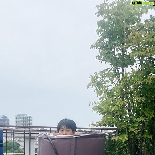 Ichikawa Ebizo XI - 10.9K Likes - *
It’s morning bath time,
just so great😊😊😊💕💕💕
Full of energy today too✨✨✨
朝水風呂よ、
最高😊😊😊💕💕💕
今日も元気✨✨✨
#市川團十郎白猿 #市川海老蔵 #海老蔵
#市川新之助 #成田屋 #歌舞伎 #成長記録 #子育てぐらむ #子供のいる暮らし #子どものいる暮らし #子育て日記 #三千世界 #children #childphotography #daughter #son #ABKAI #ABMORI #ebizoichikawa #ebizo #kabuki #thunderparty #theater #theaterarts #actor #japan #classic