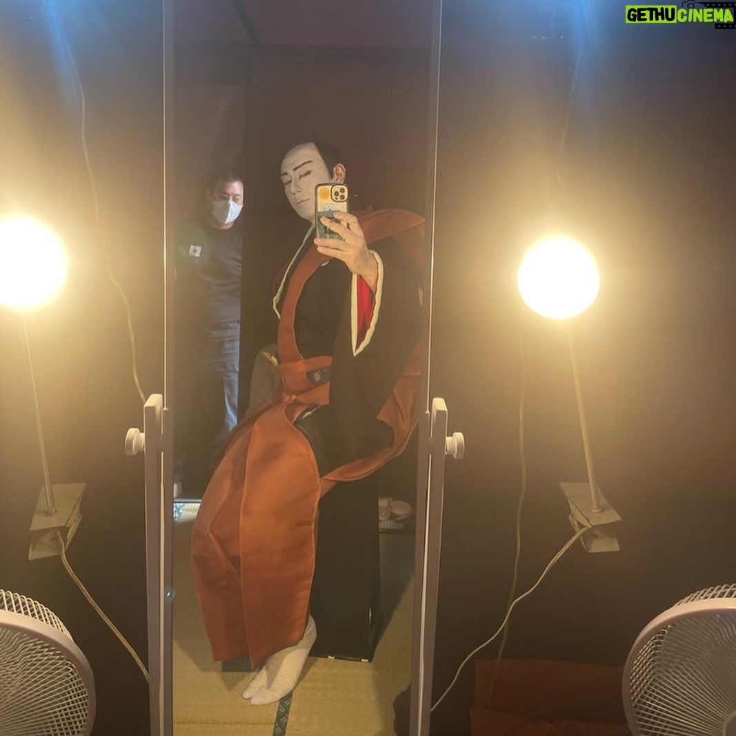 Ichikawa Ebizo XI - 10.8K Likes - *
OSAKA‼️
Nirami (glare) ceremony at Dotonbori‼️
Thank you so very much😭
大阪‼️
道頓堀での睨み‼️
ありがとうございます😭
#市川團十郎白猿 #市川海老蔵 #海老蔵
#市川新之助 #成田屋 #歌舞伎 #成長記録 #子育てぐらむ #子供のいる暮らし #子どものいる暮らし #子育て日記 #三千世界 #children #childphotography #daughter #son #ABKAI #ABMORI #ebizoichikawa #ebizo #kabuki #thunderparty #theater #theaterarts #actor #japan #classic