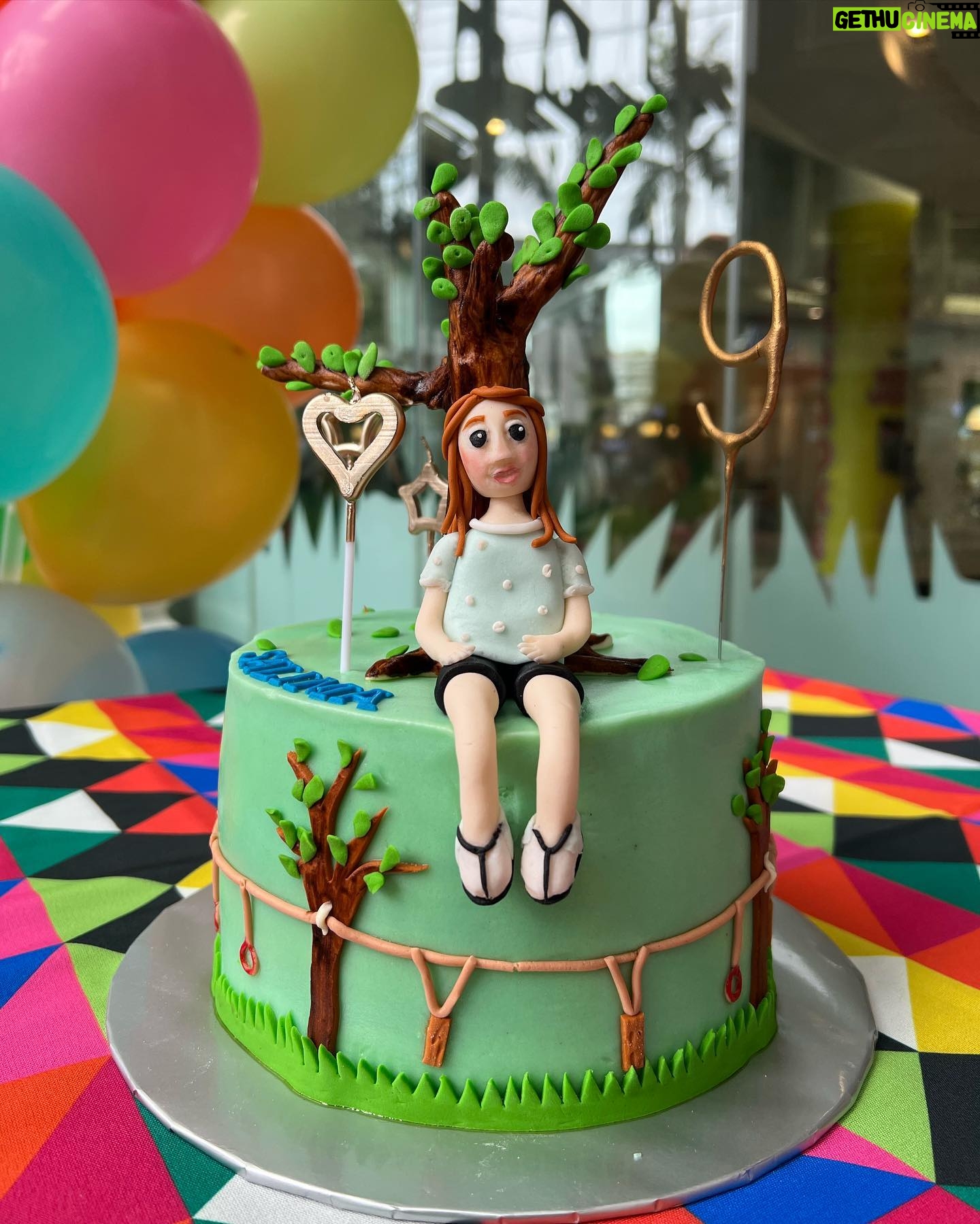 Ida Nerina - 71 Likes - The yummiest, cutest chocolate cake with “ida’s icing” from my #bibiksakti @bakesnbites THANK YOU TQTQTQTQTTQQ always layan me… 💝