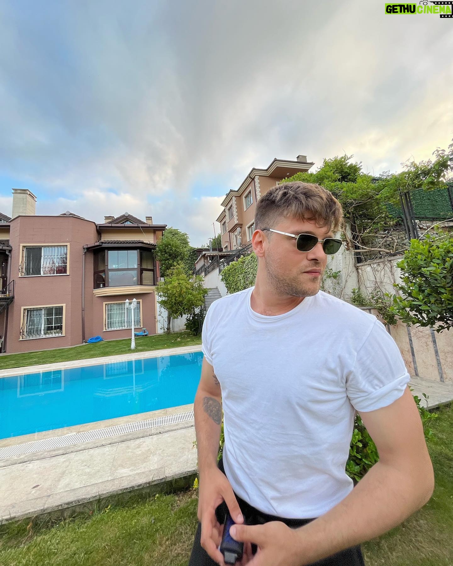 İdris Nebi Taşkan - 11K Likes -