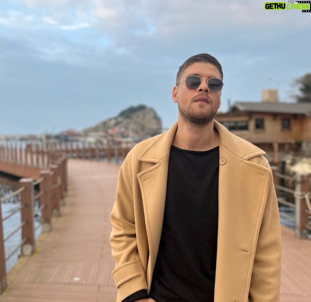 İdris Nebi Taşkan - 9.9K Likes -