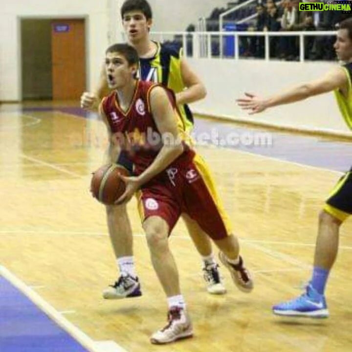 İdris Nebi Taşkan - 7.3K Likes -