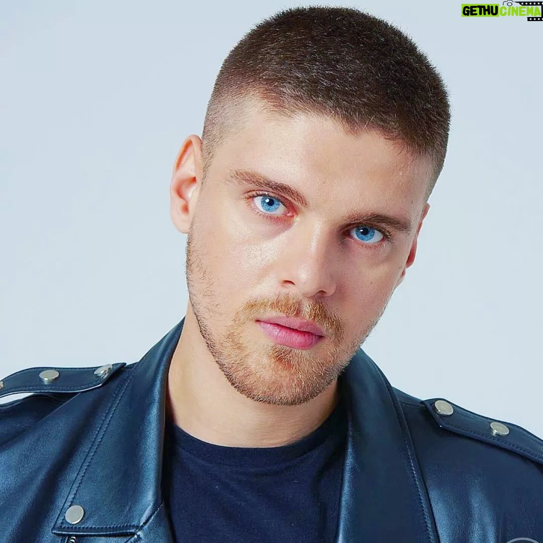 İdris Nebi Taşkan - 17.4K Likes -