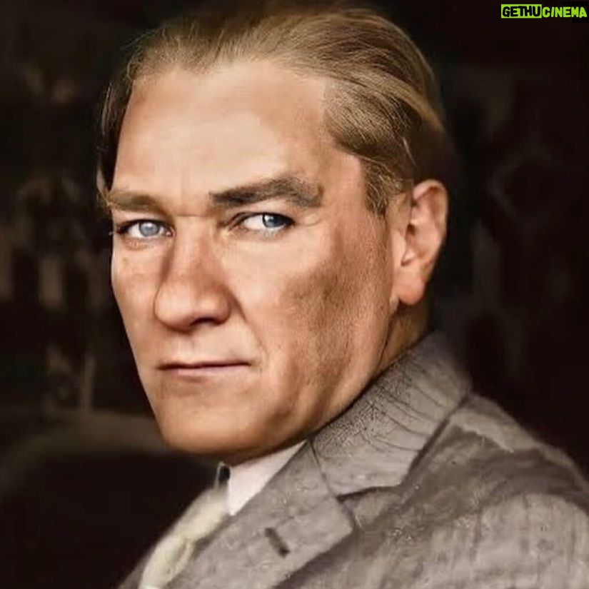 İdris Nebi Taşkan - 2.2K Likes - Benim naçiz vücudum, bir gün elbet toprak olacaktır. Fakat Türkiye Cumhuriyeti, ilelebet payidar kalacaktır. MUSTAFA KEMAL ATATÜRK !