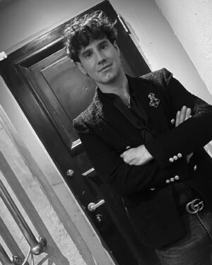 Ignacio Garmendia Instagram - Llegué…hay alguien casa…?