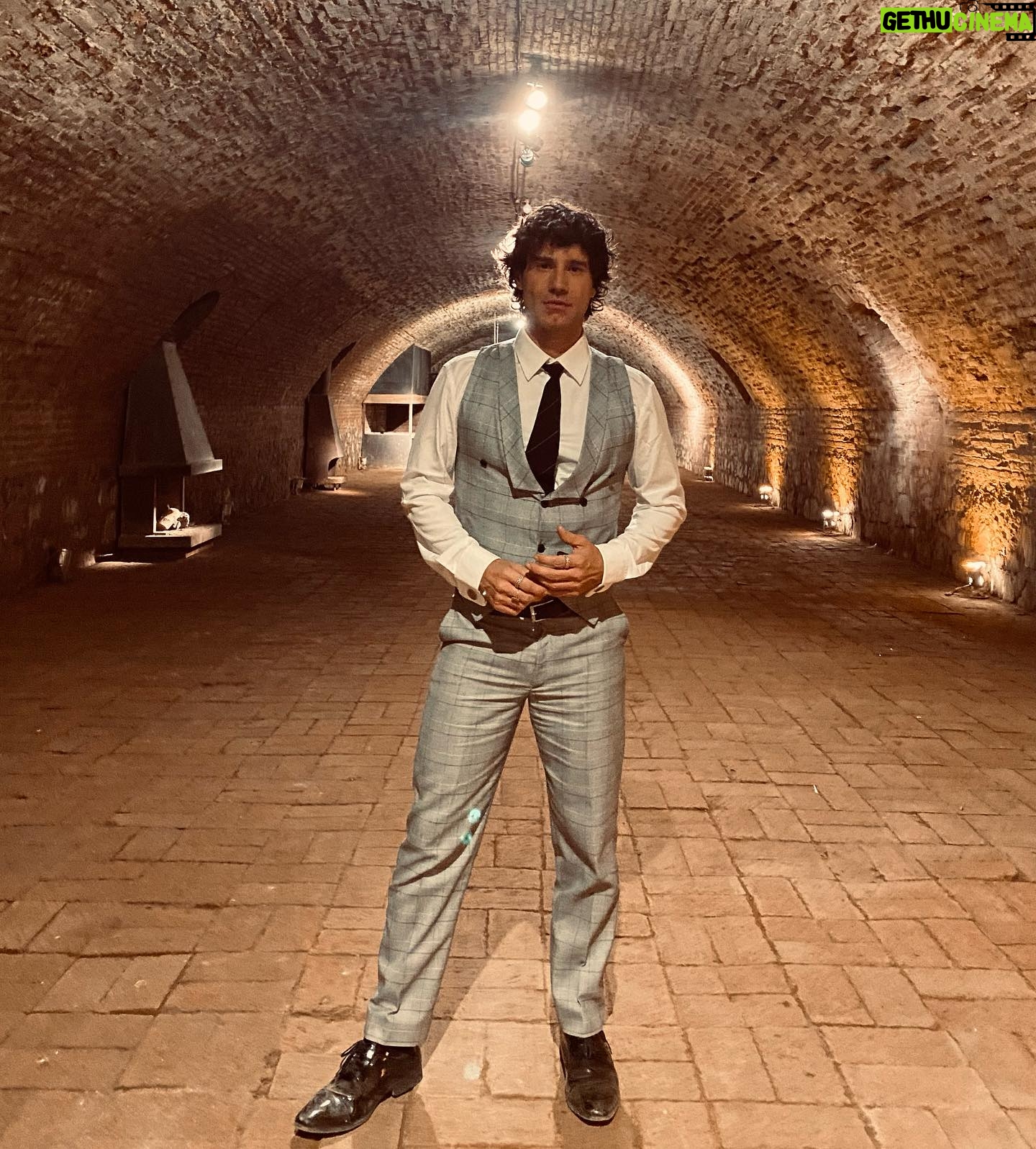 Ignacio Garmendia - 3 Likes - Una noche especial en todos los sentidos…✨ tenía que estar a la altura con un traje hecho a la medida en manos de @vicenterodriguez_r