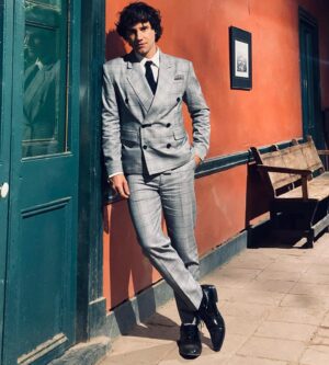 Ignacio Garmendia Instagram - Una noche especial en todos los sentidos…✨ tenía que estar a la altura con un traje hecho a la medida en manos de @vicenterodriguez_r
