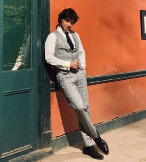 Ignacio Garmendia Instagram - Una noche especial en todos los sentidos…✨ tenía que estar a la altura con un traje hecho a la medida en manos de @vicenterodriguez_r