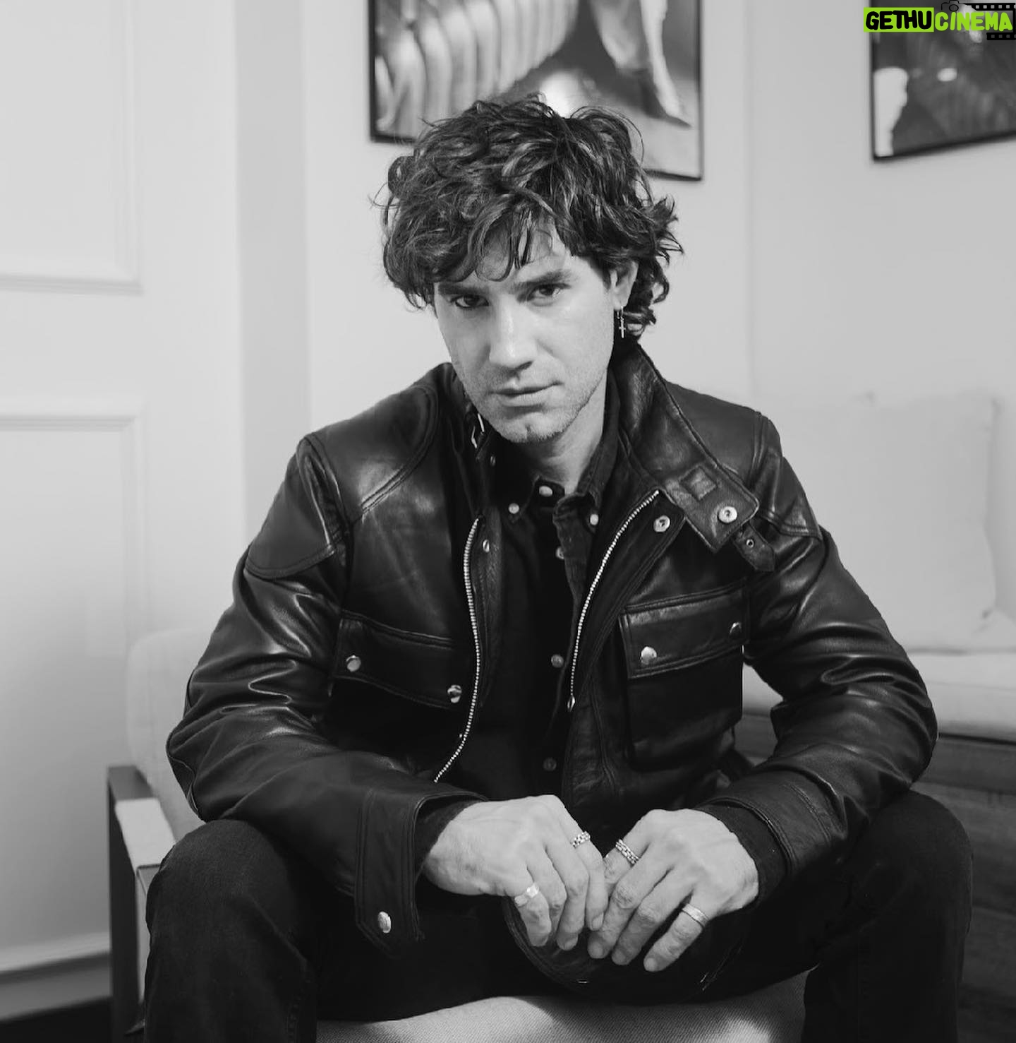 Ignacio Garmendia - 3 Likes - El agrado de colaborar con una marca que te encanta @amenleather y construida a pulso por su dueña…cuidado y encanto en cada detalle @thecollectivecl