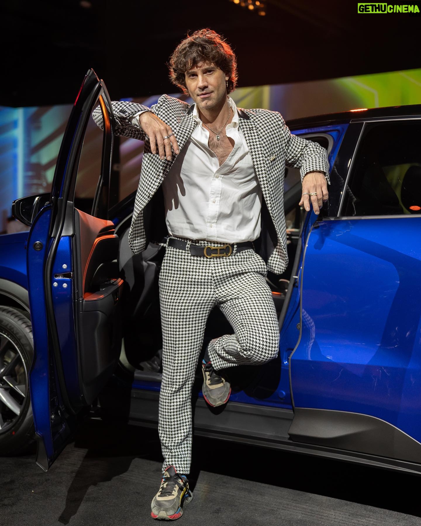 Ignacio Garmendia - 3 Likes - Los tiempos avanzan y @lexus_chile también lo hace con su nuevo LBX 2024 con tecnología eléctrica híbrida autorecargable, nuevos y atractivos colores y un diseño interior sofisticado y minimalista. Sorprende y encanta…todo un acierto.
#NEWLEXUSLBX
#EVERYDAYEXTRAORDINARY