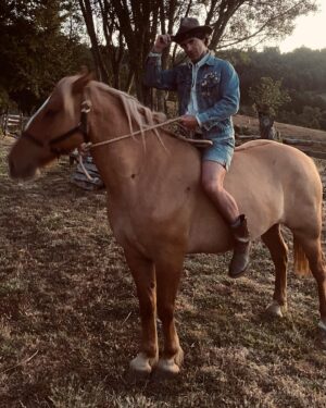 Ignacio Garmendia Instagram - Robándole momentos al verano