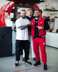 Igor Burnyshev Most Liked Photos and Posts