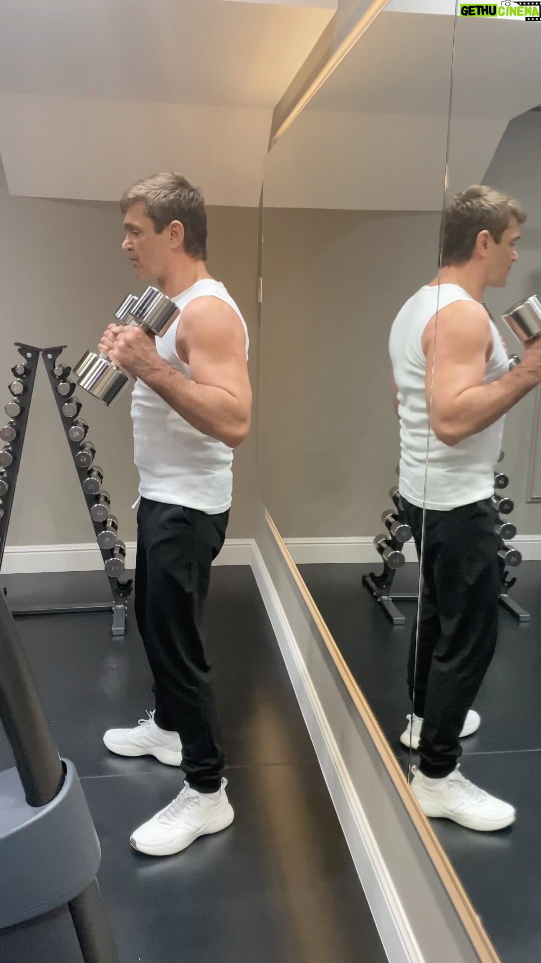 Igor Lifanov - 16.3K Likes -