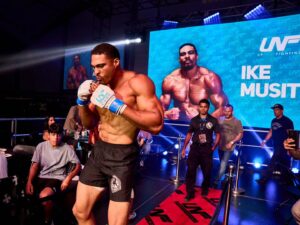 Ike Catcher Instagram - 🦍🦍🦍 
@upnextfighting 
Photos by @theiroldstuff
@adamhendershott 
#Mma 
#Debut
#BIGGESTMANONTHEBARS