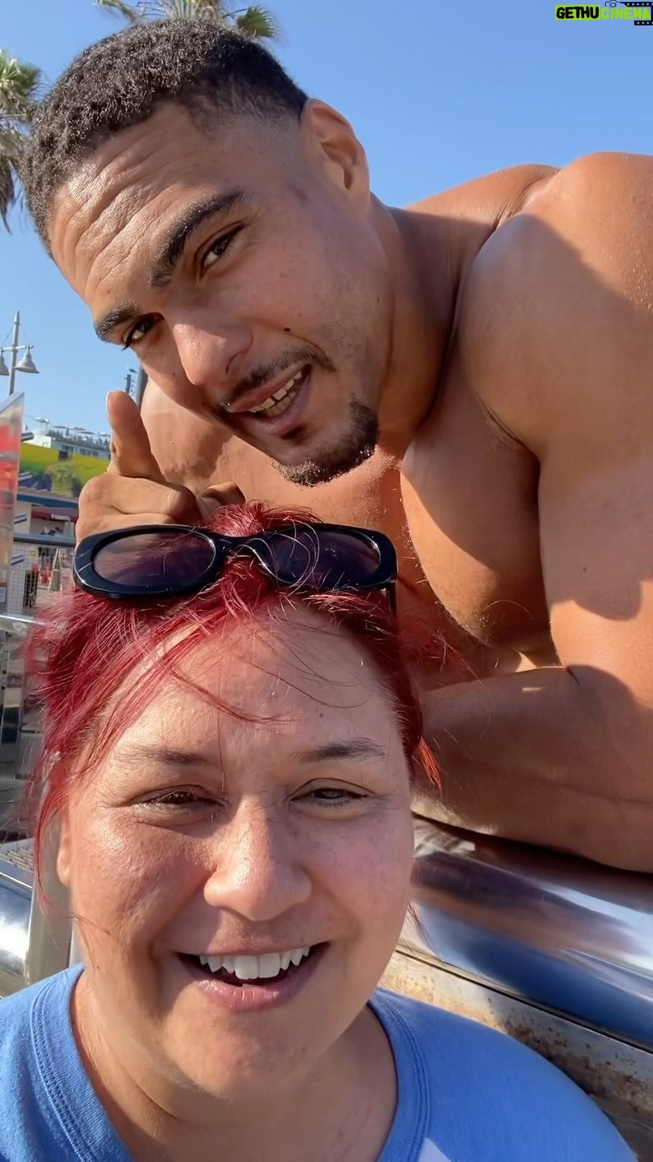 Ike Catcher - 294 Likes - At #musclebeach today I met up with #ikecatcher :) I’m so grateful! He said that he’d help me get back into weight training to relieve symptoms of #chemobrain and #chemofatigue My life is beyond my imagination! #cancerfree #chemobarbie #cancersurvivor #cancerawareness #cancercommunity #cancersupport