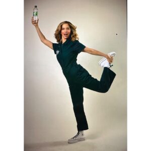 Ilana Becker Instagram - Poland Spring has sprung!

Been sitting on this one for quite some time so thrilled for y’all to meet Patty Spring. 👋🏼 

Super grateful for another opportunity to launch a campaign like this alongside friends old and new so buckle up! Your 📺s are about to get wayyy more hydrated. 💧