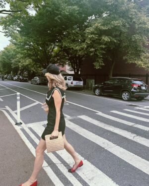 Ilana Becker Instagram - i 𝚠̶𝚊̶𝚕̶𝚔̶ cross the line.👼🏻 
.
.
.
@shopdoen