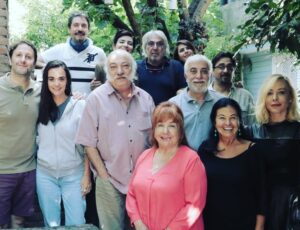 İlker Ayrık Instagram - Hanımlar, beyler!.. Pervasız Yapım @pervasizyapim gururla takdim eder: Müstakbel Aile. Senaryosunu M. Serdar Fırat @mserdarfirat ve Serhat Sarı @serhatsari ‘nın yazdığı yeni sinema filmimiz için dev kadro... Erdal Özyağcılar @ozyagciler , Hande Soral @handesoral , Nilgün Kasapbaşoğlu @nlgnkasapbasoglu , Ayça Erturan @aycaerturan , Aykut Taşkın @_aykuttaskin , Bilge Şen @benbilge , Ferdi Akarnur, Suat Sungur @suatsungur1 , Ahu Sungur @ahusungur1 , M. Serdar Fırat @mserdarfirat , Ilgıt Uçum @ilgitucum ve Yücel Erten. Vizyon tarihimiz 14 Şubat 2020 Şimdiden iyi seyirler...