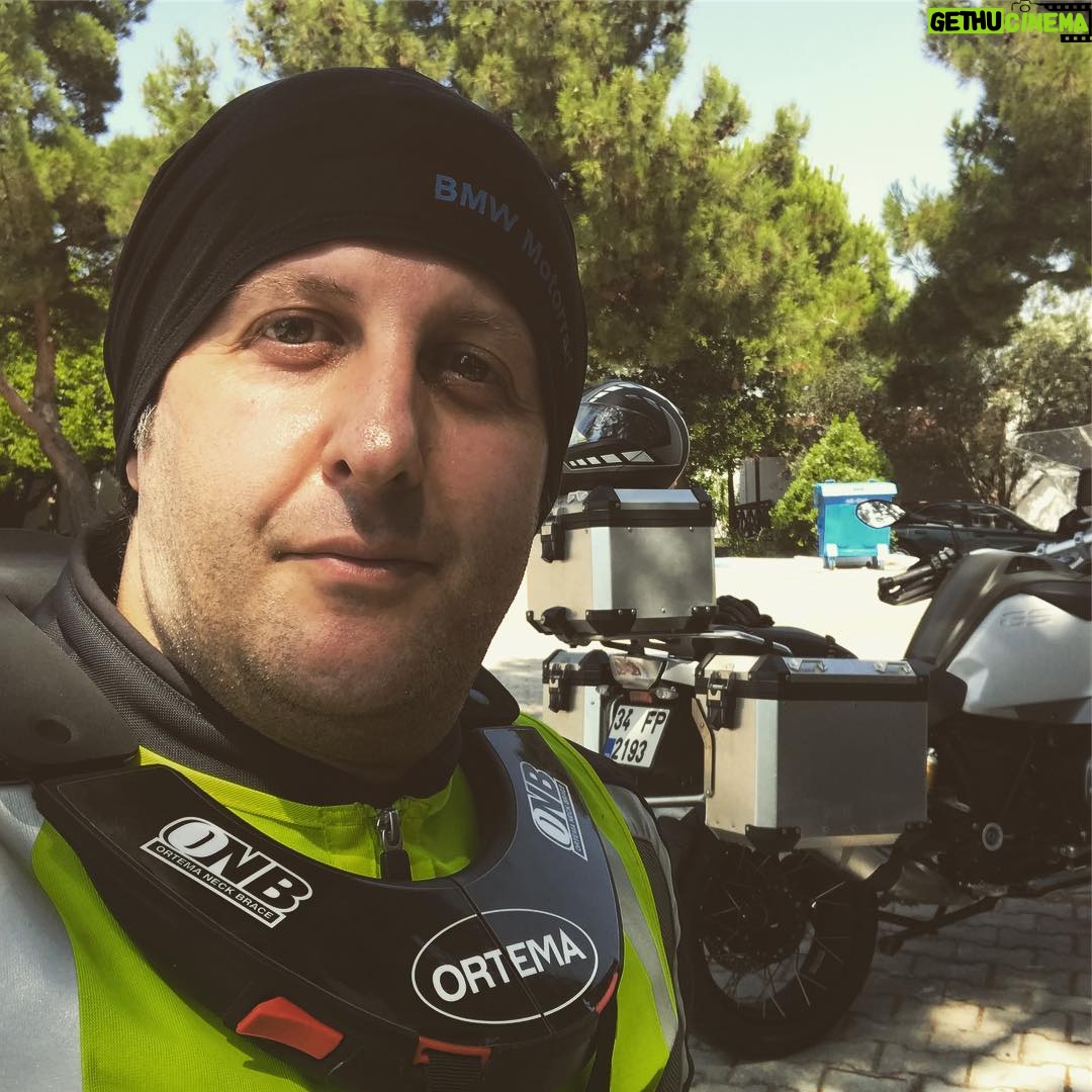 İlker Ayrık - 3.6K Likes - Bugünkü hasılat 395 km. Allah bereket versin. 10 Numara 5 Yıldız bir yoldu. Şahane bir hafta bizi bekler...