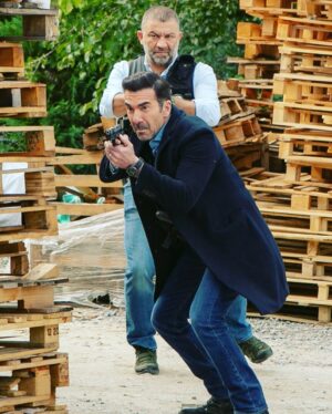 İlker İnanoğlu Instagram - HADİ GELİN BAKALIM SIKIYOSA ODUN SPOR GEÇİLMEZ @sevketcoruh 🧿🙏#arkasokaklar @arkasokaklarofficial ACTİON NATİON #tv #film #istanbul #series #production #producer