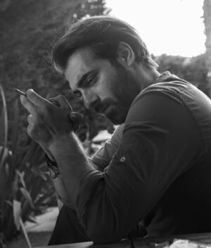 İlker Kaleli Instagram - Hello kids.