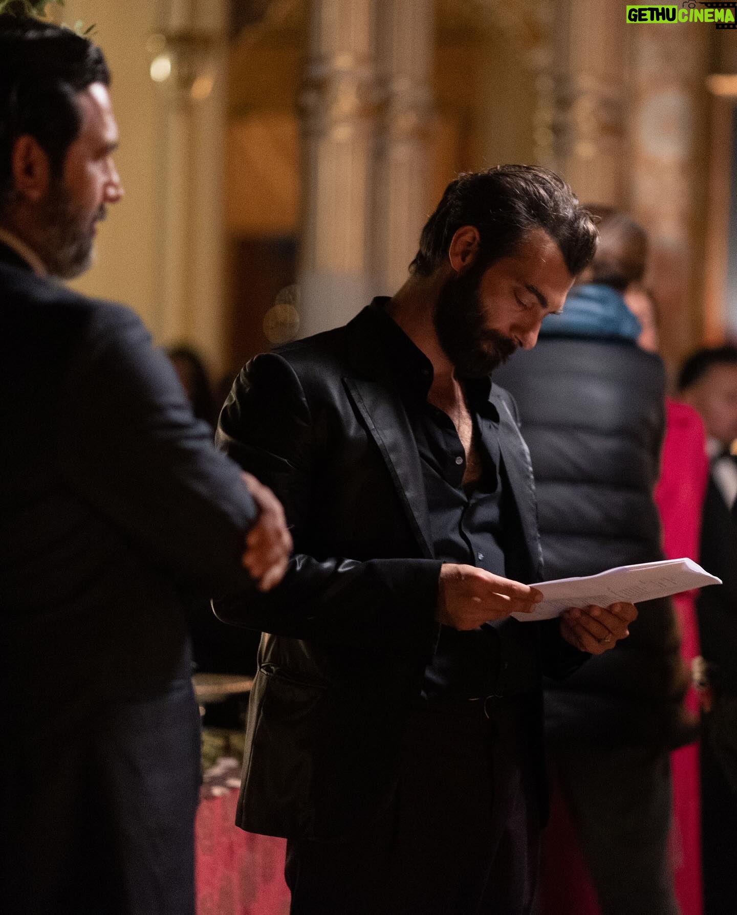 İlker Kaleli - 108.7K Likes - Hola España!
Nos encontramos esta noche a las 22.45 en @antena3com
Bundan 1,5 yıl önce, hiç bilmediğim bir dilde gözü karartıp düşmüştük bir hikayenin içine, deliliğin peşine…
“La passion Turca” bugün ilk defa İspanya ve Latin Amerika’da yayında.
🇹🇷 🇪🇸
F: @yigit___eken