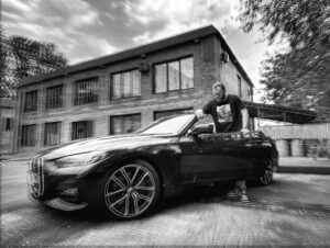 Ilya Makarov Instagram - Это был прекрасный двухнедельный роман с BMW 420i Cabrio. Спасибо @bmwgroupru за предоставленный кайф, я попижонил на славу!
