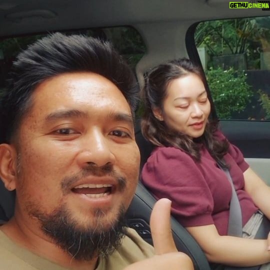 Imam Darto - 27K Likes - Setelah mobil tempur yang sudah setia menemani selama 5 tahun dipensiunkan, hati ini jatuh kepada Kia Grand Carnival! Lega, Powerful, dan GANTENG!! Tak perlu banyak cakap memang mantap kali mobil ini!!
Thank you for the wonderful service @kiabintarocom @kiabintaro.co.id @kia_indonesia lovely!!
