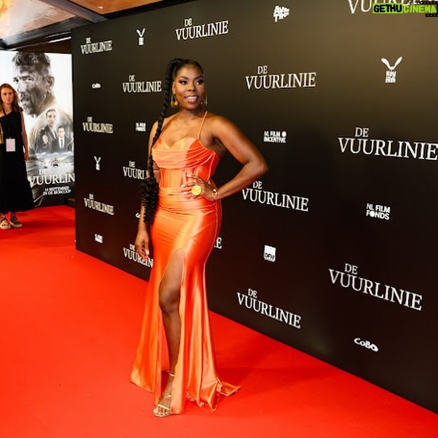 Imanuelle Grives - 583 Likes - Op Kingsday kan een spam met mijn favoriete āOrange momentsā š§”š§”š§”š§” niet ontbrekenā¦
1. My birthday in Cape Verde ā24
2. Premiere van āde Vuurlinieā ā23
3. Shoot met mān zus @alexahbk ā20
4. Op de set bij āZina 2ā 2024
5. Vrijwilligerswerk in Suriname met @ilonkaelmontfoundation en @hesdylonwijk ā23
6. Geweldige view over Istanbul @bramhotel_istanbul ā23
7. Dubai sipping on a Yacht ā23
8. Bij @hotelpeperpot in Suriname ā23
9. Met mān baby @saharmaquillage in Dubai ā23
10. Groepsfoto met de Koninklijke familie na het optreden met @ditiswatwedoen op Kingsday 2023 in Ahoy.
Vandaag ben ik lekker tranquillo op Kingsday! Wat doen jullie allemaal? Waar zĆjn jullie?
.
.
.
.
.
.
.
.
.
#kingsday #kingsday2024 #orange #orangoutfits #dubai #koningsdag #koningsdag2024 #solotrips #womantravel #womentravel #capeverde #boavista #performance #