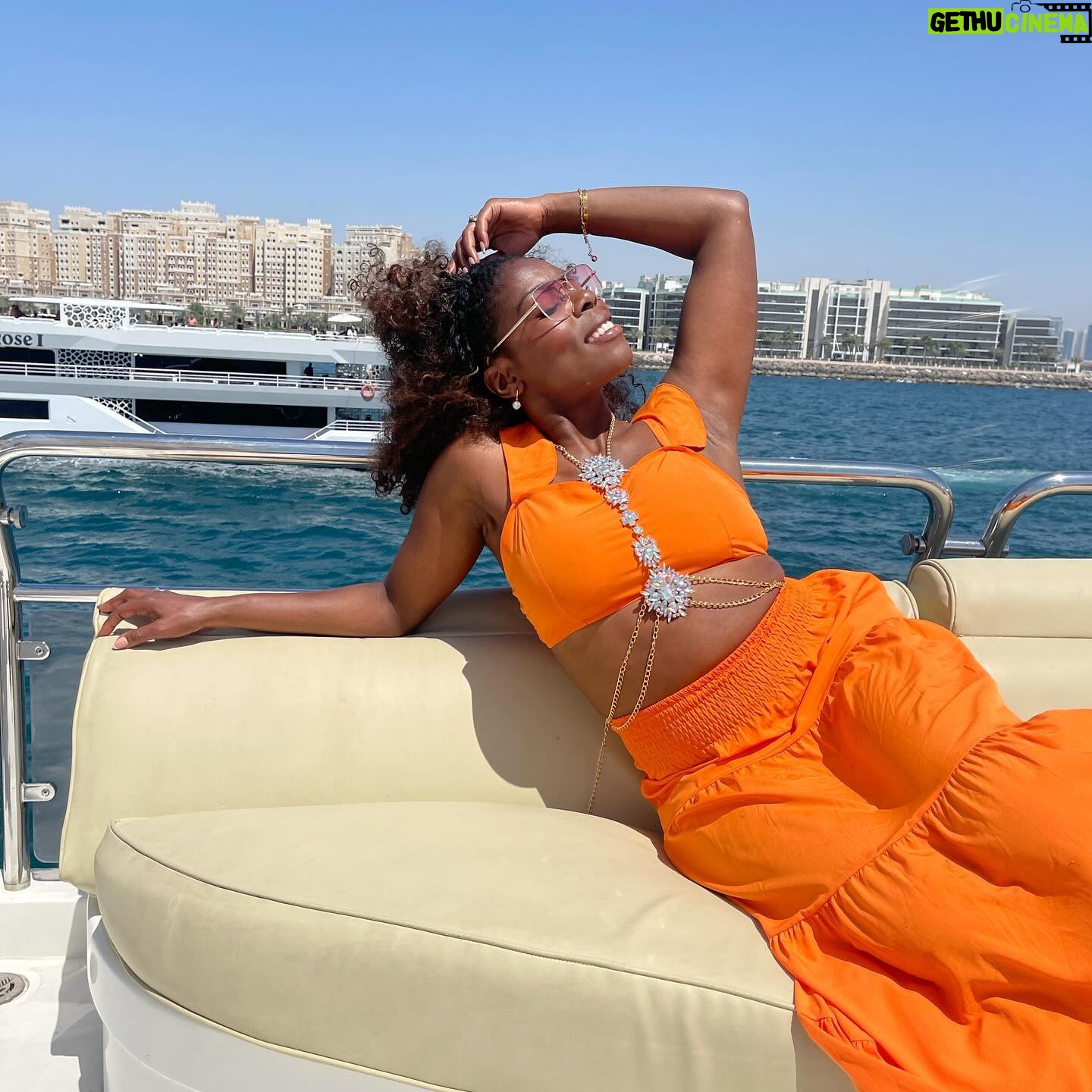 Imanuelle Grives - 583 Likes - Op Kingsday kan een spam met mijn favoriete āOrange momentsā š§”š§”š§”š§” niet ontbrekenā¦
1. My birthday in Cape Verde ā24
2. Premiere van āde Vuurlinieā ā23
3. Shoot met mān zus @alexahbk ā20
4. Op de set bij āZina 2ā 2024
5. Vrijwilligerswerk in Suriname met @ilonkaelmontfoundation en @hesdylonwijk ā23
6. Geweldige view over Istanbul @bramhotel_istanbul ā23
7. Dubai sipping on a Yacht ā23
8. Bij @hotelpeperpot in Suriname ā23
9. Met mān baby @saharmaquillage in Dubai ā23
10. Groepsfoto met de Koninklijke familie na het optreden met @ditiswatwedoen op Kingsday 2023 in Ahoy.
Vandaag ben ik lekker tranquillo op Kingsday! Wat doen jullie allemaal? Waar zĆjn jullie?
.
.
.
.
.
.
.
.
.
#kingsday #kingsday2024 #orange #orangoutfits #dubai #koningsdag #koningsdag2024 #solotrips #womantravel #womentravel #capeverde #boavista #performance #