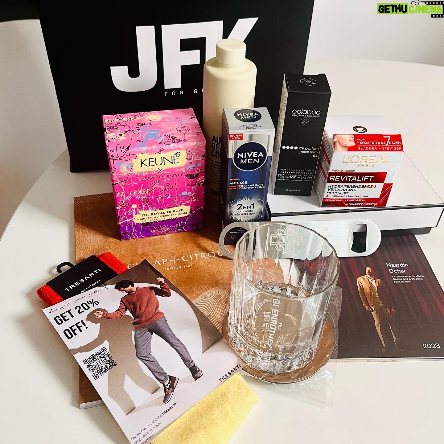 Imanuelle Grives - 578 Likes - Thanks @jfk.men and @maisonpr for having me. And thanks for the lovely Goodie-bag!š¤©
Congratulations @nasrdin_dchar on winning 'Greatest Man 2023'. Well deserved! We're proud of you and we love you!! ššš
Styling: @maureenpowel
MUA: @saharmaquillage
Dress: @patriziapepehub_ams @patriziapepe
.
.
.
.
.
.
.
.
.
.
.
.
.
.
.
.
.
#jfk #jfkawards #jfkawards2023 #event #actrice #actress #blackactress #amsterdam #clublido #redcarpetlook