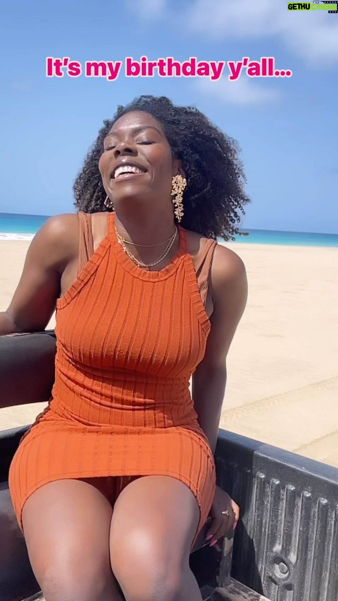 Imanuelle Grives - 1.3K Likes - It’s my birthday!
Dit jaar even anders dan andere jaren… geen groot feest of diner… even tijd om bij te komen en een fundament te maken voor de toekomst…
Waar zijn al mijn mederammen? 😜😏
.
.
.
.
.
.
.
.
.
.
.
.
.
.
.
#birthday #ram #aries #birthdaygirl #april #caboverde #