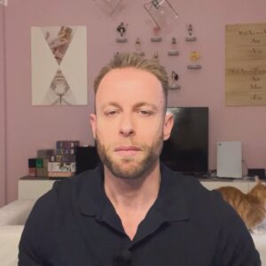 Immanuel Casto Instagram - Dopo quasi un anno dalla pubblicazione del video su YouTube in cui ho parlato per la prima volta delle mie diagnosi, ne ho fatto un altro - di lunghezza simile - parlando della mia esperienza con il cosiddetto “masking”, ossia il tentativo di sembrare neurotipici, cercando di spiegare sommariamente le ragioni per cui sento di “doverlo” fare.

Anche questo è su YouTube. 
Grazie a chi vorrà vederlo!

#neurodivergent #neurodivergente #autismo
