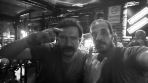 İnanç Konukçu Instagram - Set bittiyse demek ki…
Paydos geçeli iki gün olduysa…
Dost hanesine bir çeltik atalı 2 seneye yakın olduysa… 
Fazla söze gerek kalmadıysa.. 
üç afiyet bir maşallah. 
Cağnımsın @dewrimyalcin