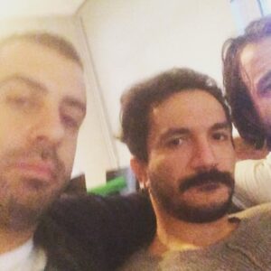 İnanç Konukçu Instagram - Dünya dans gününü kutluyoruz💃🏼🎻🎷🎹🎺🎸💃🏼💃🏼💃🏼 @fatihartman @franklinflyer  #dünyadansgünü #fatihinmüthişperformansı #alininüzücükonsantrasyonu #benyokum ✌🏾️✌🏾
