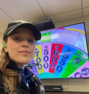 India Jarvis Instagram - a look inside my chaotic bathroom and wheel of fortune 🧠
