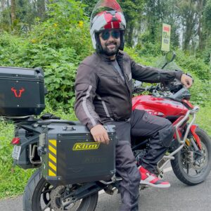 Indrajith Sukumaran Instagram - Thank you everyone for the birthday wishes! Love you all ❤️

#birthdayride #hills
