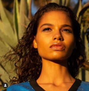 Indrani Pal-Chaudhuri Instagram - Zuma Blue - So much fun shooting with the brilliant and beautiful @helenahoward_officially 

Photos by @indranipc 
Makeup and hair by @monna.main.makeup Produced by #GKReid Special thanks @darkostallionstv 
.
.
.
.
#zumabeach #aloevera #naturelovers #bipocartists #femalefilmmakers #HelenaHoward #IndraniPal-Chaudhuri #directorslife