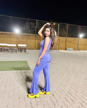 Indraxi Kanjilal Instagram - Sudden rush of serotonin🌟💜
.
.
.
.
#indraxikanjilal #me #mebeingme #happy #smile #smilemore #ootd #ootdfashion #ootdstyle #lovely #afterpackup #newpost #instagood #insta #instadaily #instamood #instafashion #instagram #post #positive