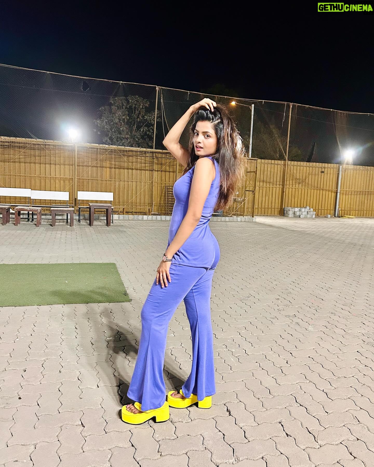 Indraxi Kanjilal - 4.7K Likes - Sudden rush of serotonin🌟💜
.
.
.
.
#indraxikanjilal #me #mebeingme #happy #smile #smilemore #ootd #ootdfashion #ootdstyle #lovely #afterpackup #newpost #instagood #insta #instadaily #instamood #instafashion #instagram #post #positive