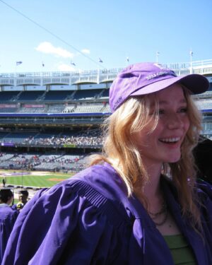 Ines Høysæter Asserson Instagram - oops jeg bada!
happy grad everyone💜
#nyu2023 #nyugraduate