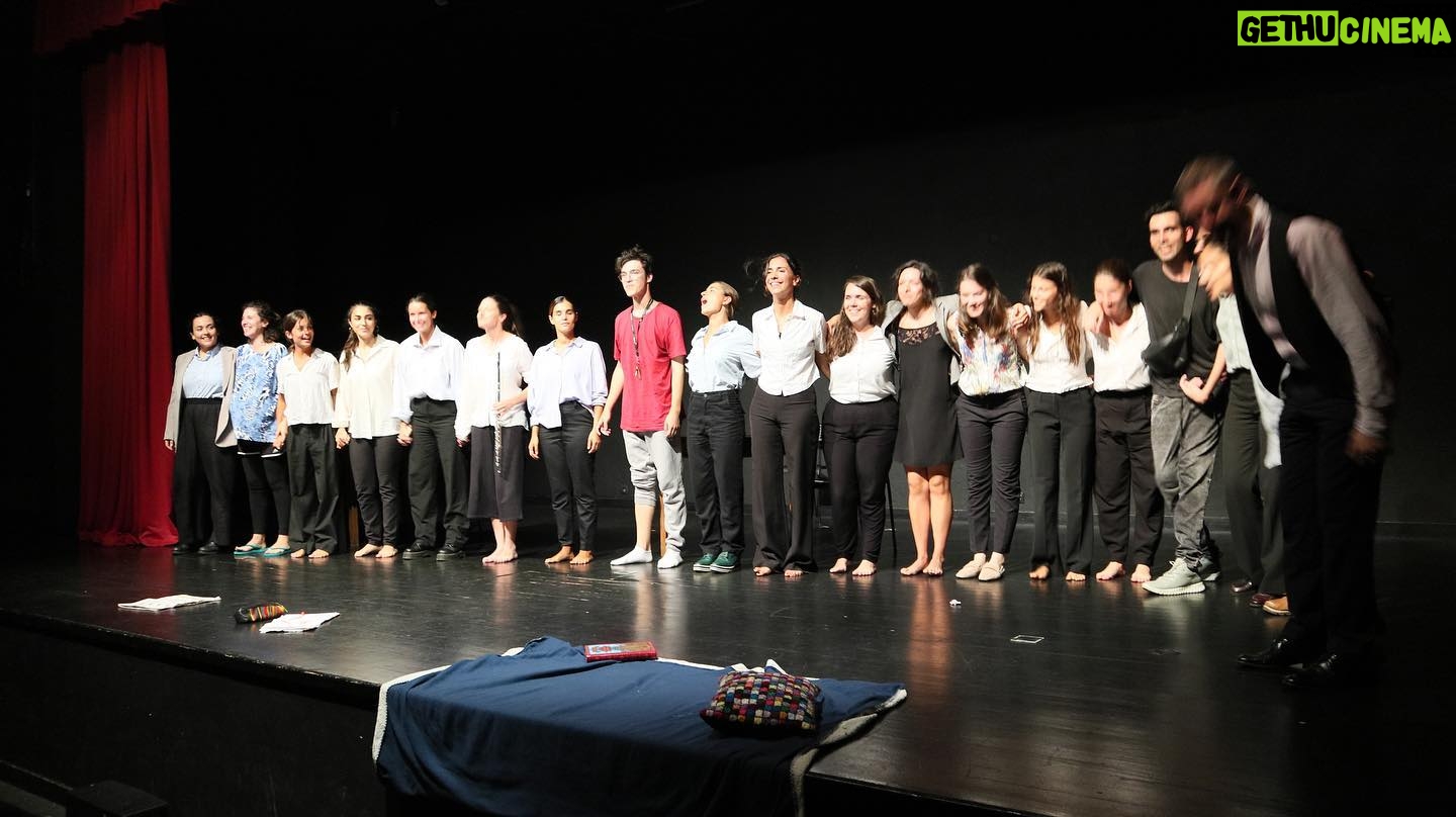 Inês Monteiro - 3 Likes - Às vezes apetece desistir, às vezes desiste-se. Às vezes podemos voltar atrás e não desistir. Às vezes. Não se desiste. E consegue-se. Obrigada @act_escoladeactores por me receberes de volta e pela turma maravilhosa em que me inseriste ♥️