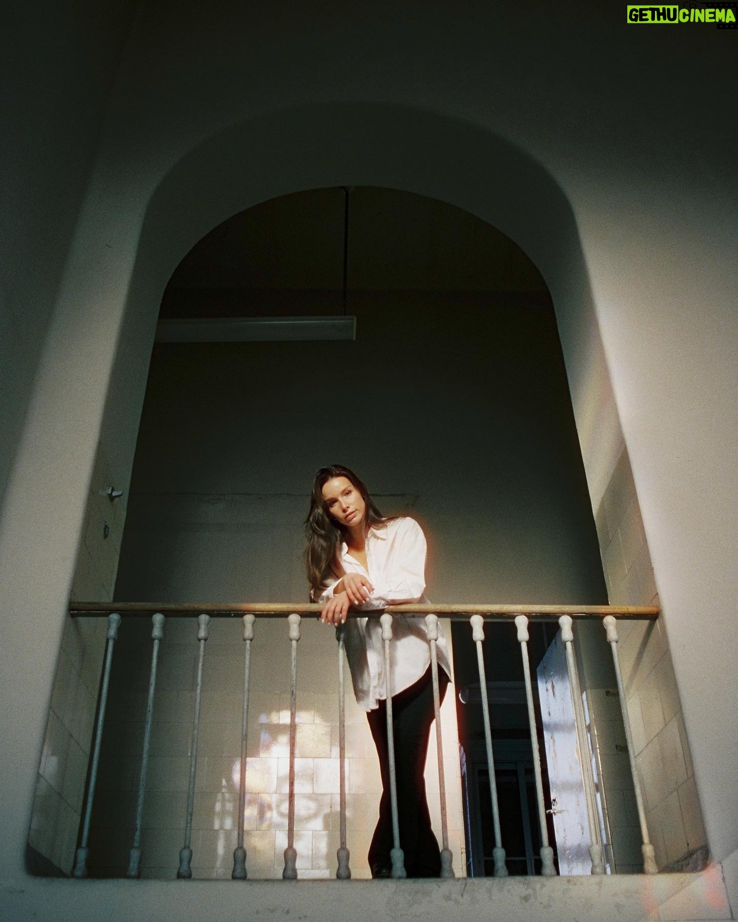 Inês Monteiro - 3 Likes - Analog in the ghost town