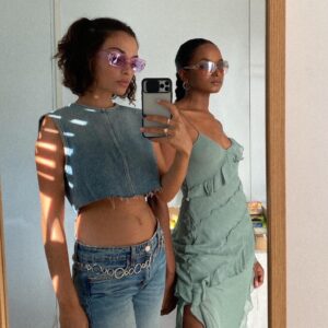 Inês Pires Tavares Instagram - Yes, I’m (trying to be) the cool girl backstage 🪐