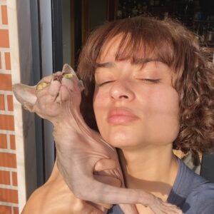 Inês Pires Tavares Instagram - Sol de varanda com o meu amor-ódio 🫶🏼
