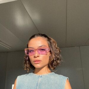 Inês Pires Tavares Instagram - Yes, I’m (trying to be) the cool girl backstage 🪐