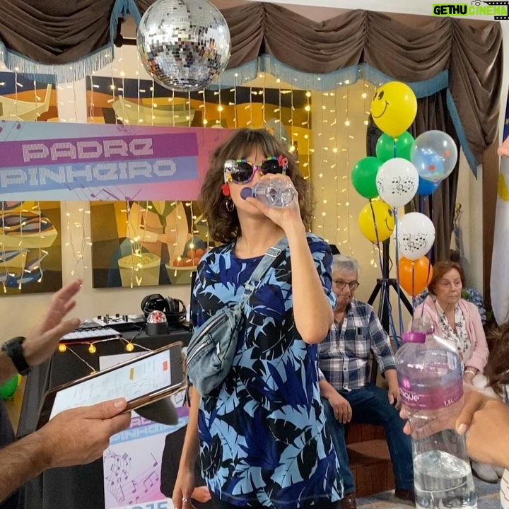 Inês Pires Tavares - 3.5K Likes - Acabou a nossa “Senhora do Mar” e a Ritinha vai deixar saudades 🥹
Sorte a minha ter feito parte deste projeto com uma equipa maravilhosa, repito: MARAVILHOSA 🤍
Obrigada a todos!
@sicoficial @sptelevisao @hitmanagement